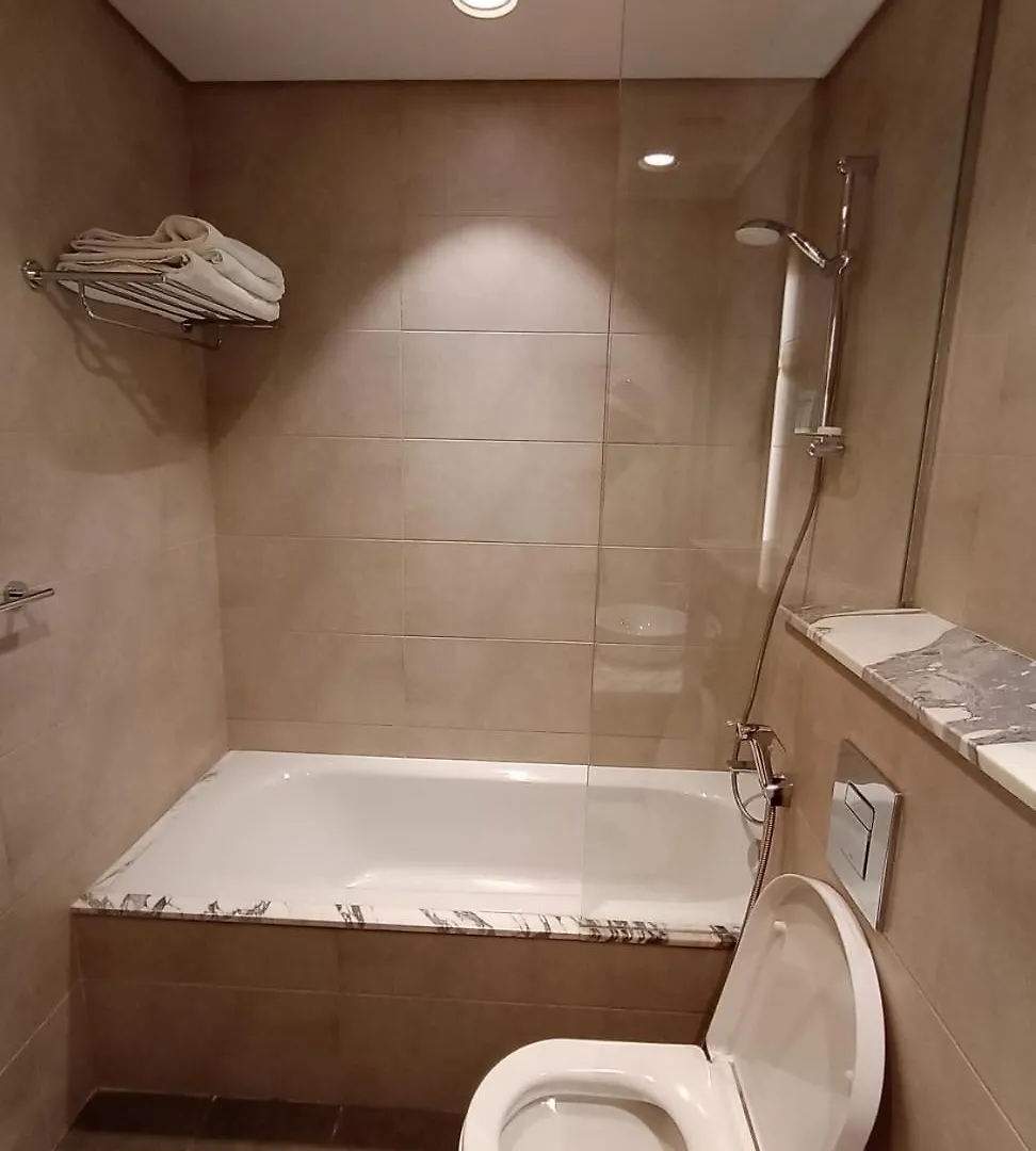 Apartment Paramount Midtown By Fortune Inn Holiday Homes Dubai